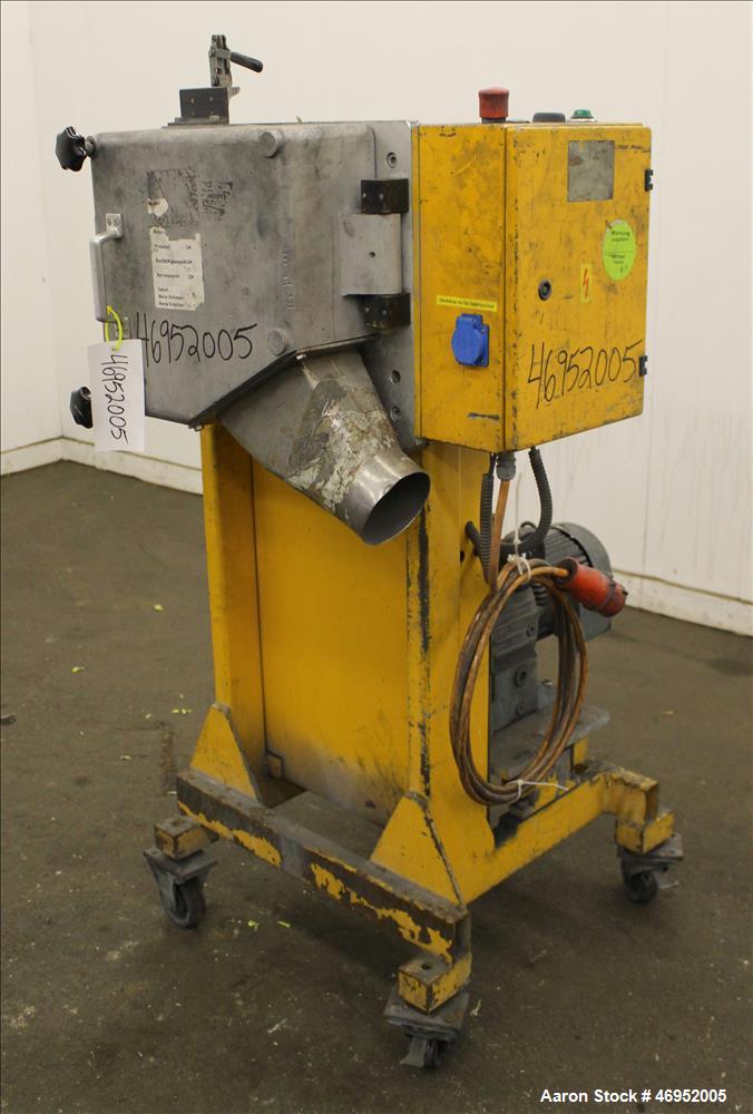 Used- Scheer Pelletizer, Model SGS 100-E. 100mm (3.93") Wide x 200mm (7.87") diameter (32) fixed blade rotor. (1) Metal pull...