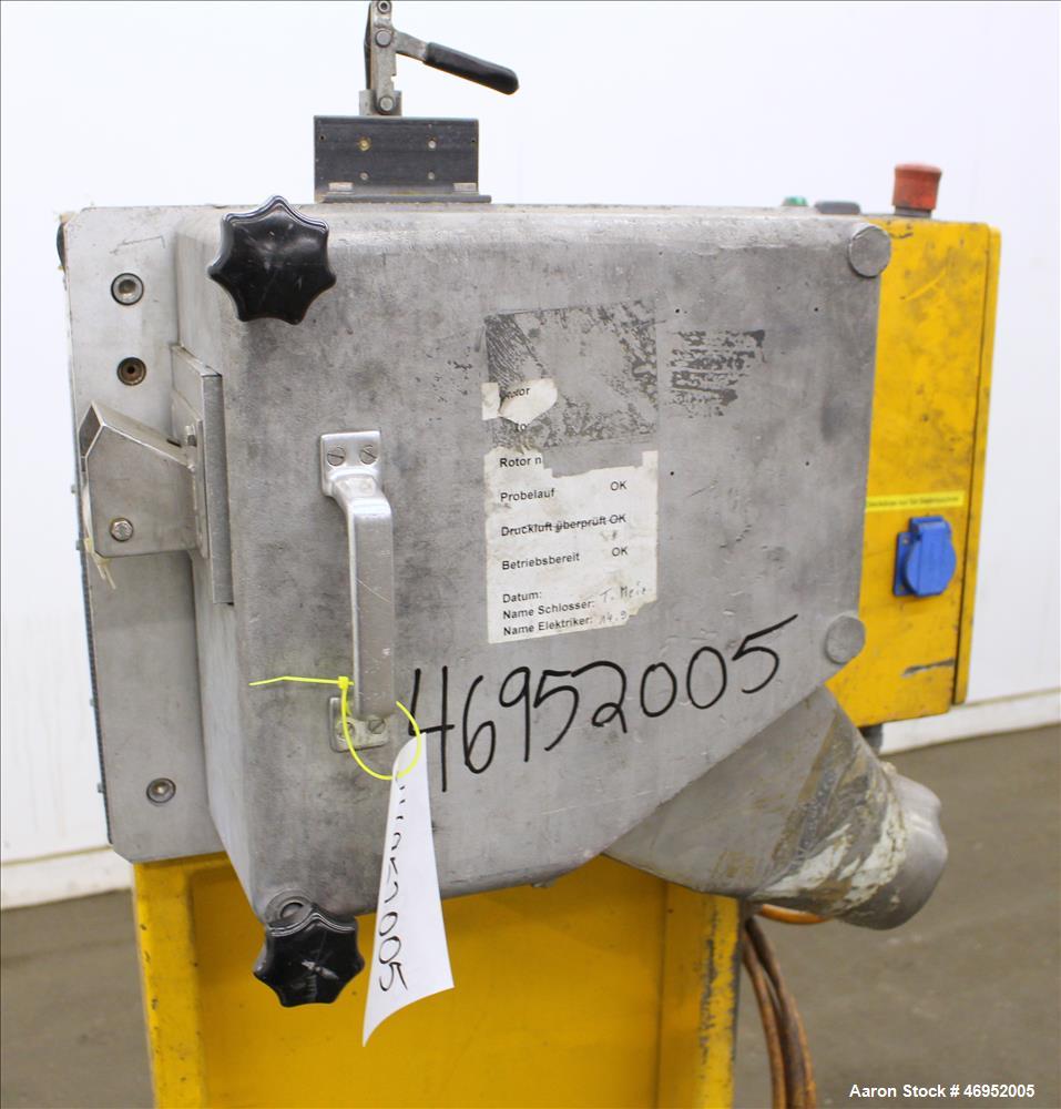 Used Scheer Pelletizer, Model SGS 100-E. 100mm (3.93") Wide x 200mm (7.87") diameter (32) fixed blade rotor. (1) Metal pull roll. Driven by a 2.2kw (2.94hp), 3/50/208/380 volt, 1415 rpm variable spee...