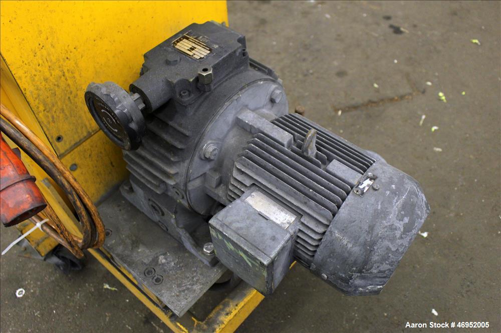 Used Scheer Pelletizer, Model SGS 100-E. 100mm (3.93") Wide x 200mm (7.87") diameter (32) fixed blade rotor. (1) Metal pull roll. Driven by a 2.2kw (2.94hp), 3/50/208/380 volt, 1415 rpm variable spee...