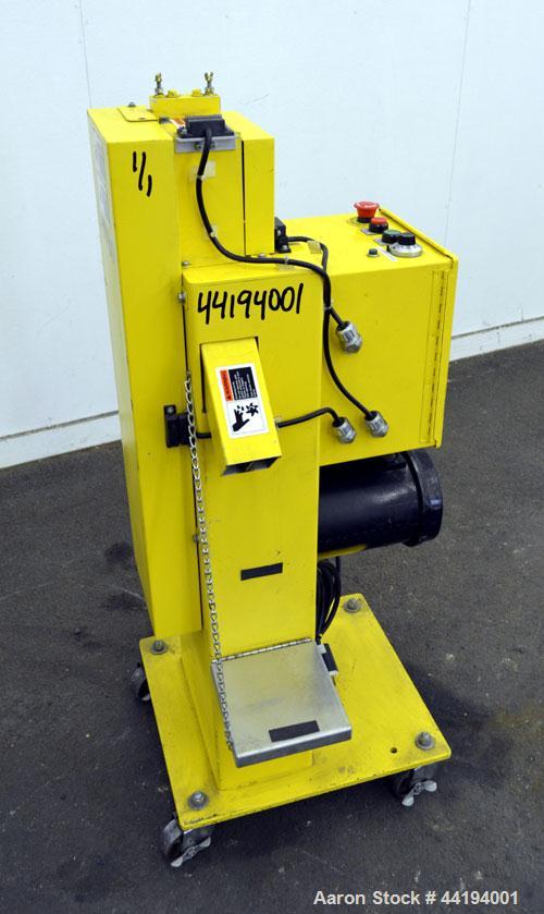 Used Wayne Machine & Die Pelletizer, Size 2", Carbon Steel. 2" Wide 8 fixed blade rotor, (1) rubber, (1) metal pull rolls. Driven by a 1-1/2hp, 180 volt, 1750 rpm DC motor. Includes a control panel w...