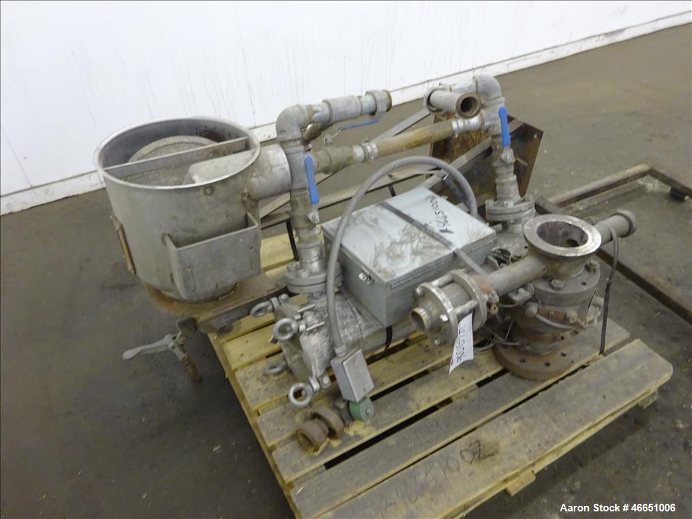 Used Underwater Pelletizing Head. No blades, driven by a 5hp, 3/60/230/460 volt, 3450 rpm motor. Mounted on a cart with wheels. Includes a water chamber, filter, hopper.