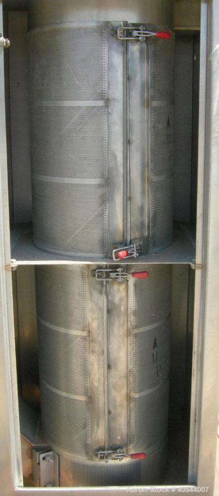 Used Beringer model WRP12V underwater pelletizer system consisting of: (1) Pelletizing head with 4 blades, driven by a 2 hp, 3/60/208-230/460 volt, 1725 rpm motor, mounted on a stand; (1) stainless s...