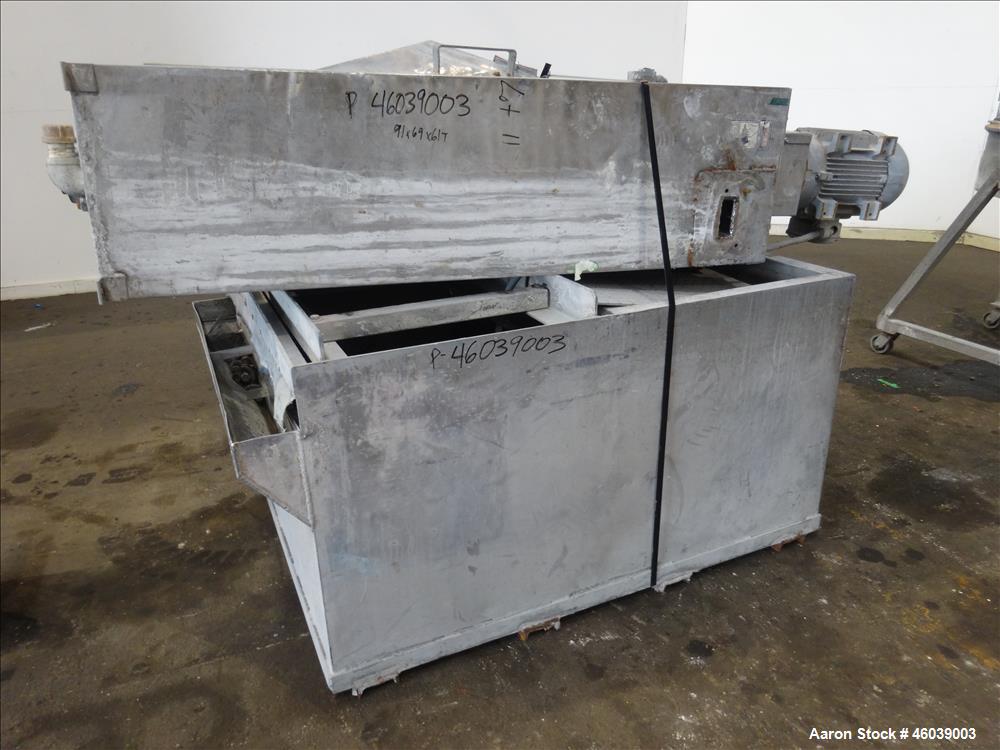 Used Beringer Underwater Pelletizer system consisting of: (1) Pelletizing head, no blades, driven by a 7.5hp, 3/60/208-230/460 volt, 1725 rpm motor, mounted on a stand. (1) Carter Day 304 stainless s...