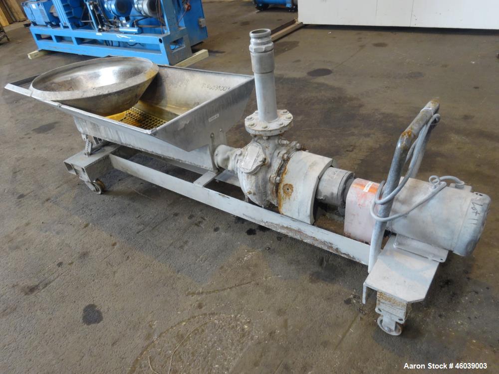 Used Beringer Underwater Pelletizer system consisting of: (1) Pelletizing head, no blades, driven by a 7.5hp, 3/60/208-230/460 volt, 1725 rpm motor, mounted on a stand. (1) Carter Day 304 stainless s...