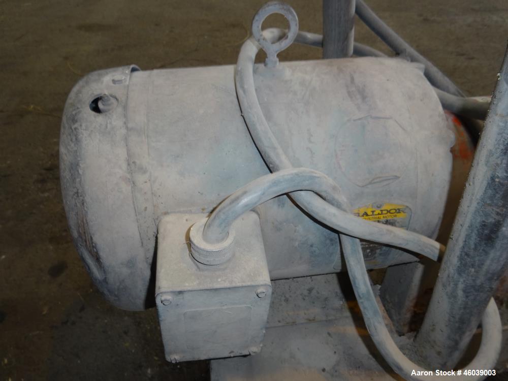Used Beringer Underwater Pelletizer system consisting of: (1) Pelletizing head, no blades, driven by a 7.5hp, 3/60/208-230/460 volt, 1725 rpm motor, mounted on a stand. (1) Carter Day 304 stainless s...