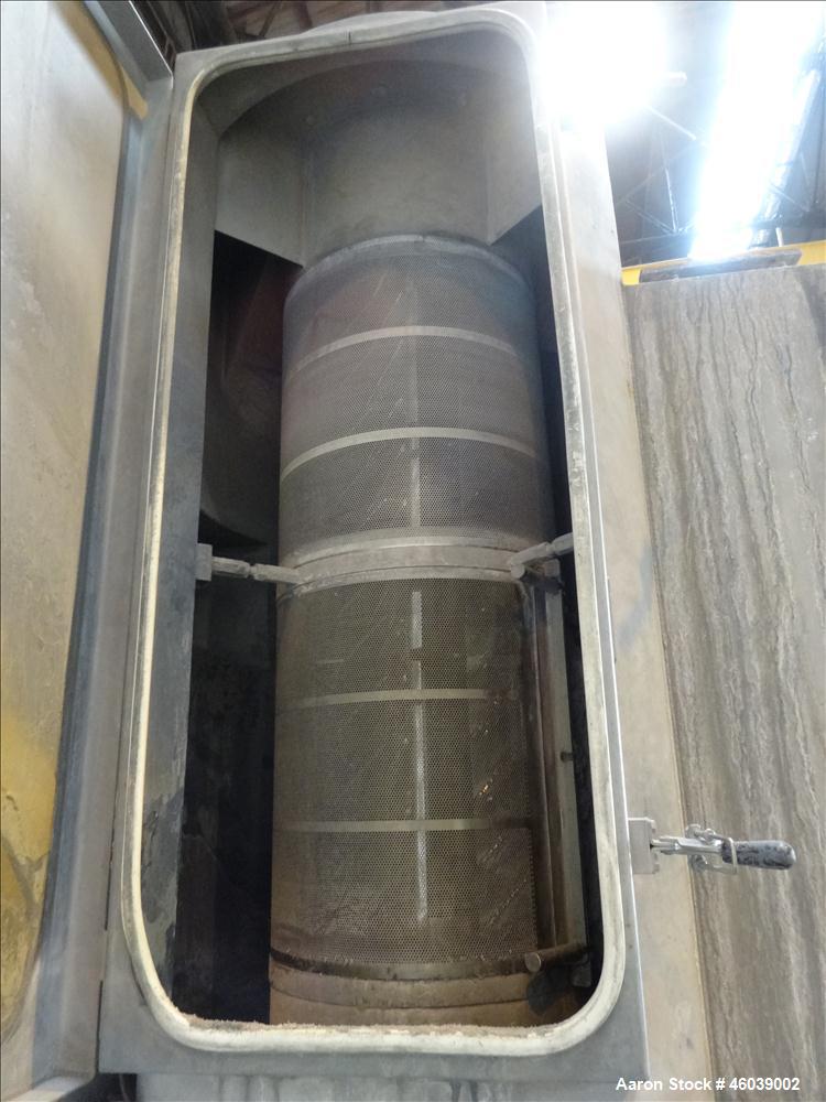 Used Gala Underwater Pelletizing System Consisting Of: (1) Gala cutting head, model 6D, serial# 972498. Includes blades, and stand. Driven by a 5hp, 3/60/230/460 volt, 3455 rpm motor. (1) Gala water ...