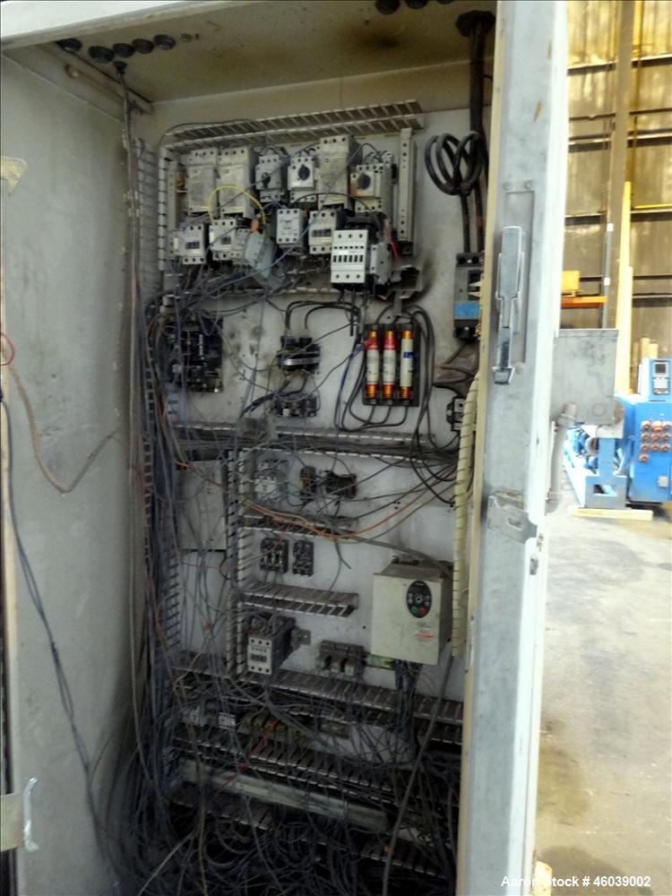 Used Gala Underwater Pelletizing System Consisting Of: (1) Gala cutting head, model 6D, serial# 972498. Includes blades, and stand. Driven by a 5hp, 3/60/230/460 volt, 3455 rpm motor. (1) Gala water ...