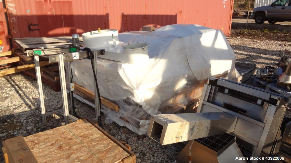 Used OMV Thermoformer Model F25-R10, Built New in 2004. Maximum forming area 850mm x 250mm wide. Maximum forming depth 150mm. Maximum sheet width  910mm. Mould closing fence. 1600 Degrees. Oven size ...