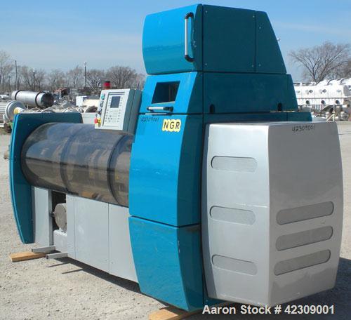 Used NGR Recycling Machine 55mm (2.16’’) Single Screw Extruder, Model A55VSP. Approximate to 1 L/D ratio. Electrically heated, air cooled dual side vented barrel with vacuum pump and tank. Feed throa...