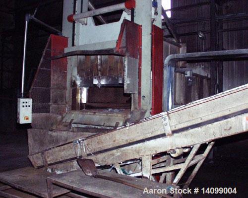 Used Sorema PE/PP Recycling Line, built 1996, comprised of (1) Sorema feeding shaft with guillotine shear, capacity 3300 lbs/h (1500 kg/h), 40+2 hp/30+1.5 kW drive. (1) Sorema conveyor belt with mech...