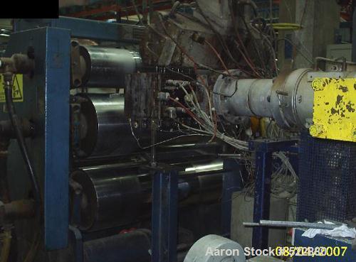 USED: Battenfeld 900mm coextrusion sheet line to process normal PSor HIPS. Main extruder with screw diameter 160mm, coextrusion extruderdiameter 60mm, flat die 900mm, production capacity 450-500 kg/h...