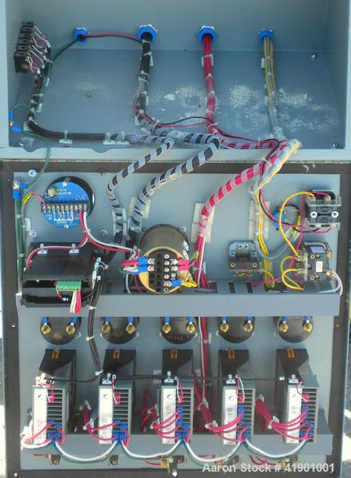  Killion 2-1/2'' single screw extruder, model KN250, approximately 10 to 1 L/D ratio. Electrically heated, air cooled 3 zone non-vented barrel. Water cooled feed throat with a roll type feeder. Appro...