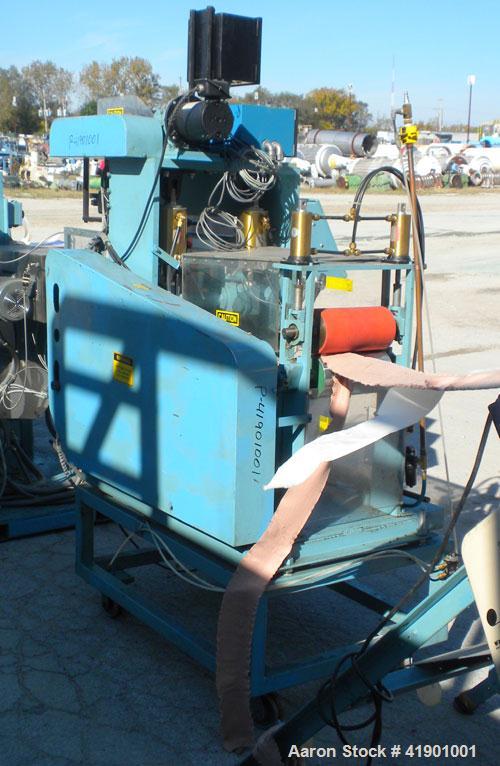  Killion 2-1/2'' single screw extruder, model KN250, approximately 10 to 1 L/D ratio. Electrically heated, air cooled 3 zone non-vented barrel. Water cooled feed throat with a roll type feeder. Appro...