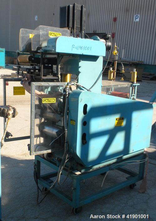  Killion 2-1/2'' single screw extruder, model KN250, approximately 10 to 1 L/D ratio. Electrically heated, air cooled 3 zone...