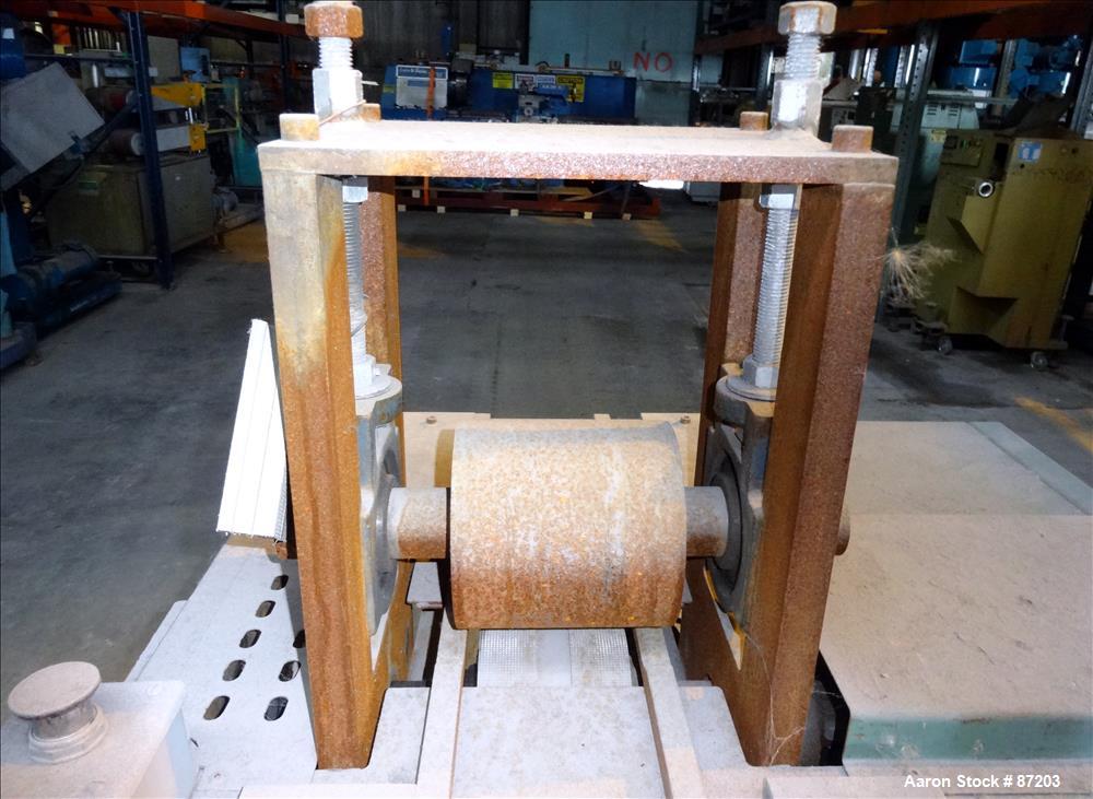 Used: Embossing roll with stand