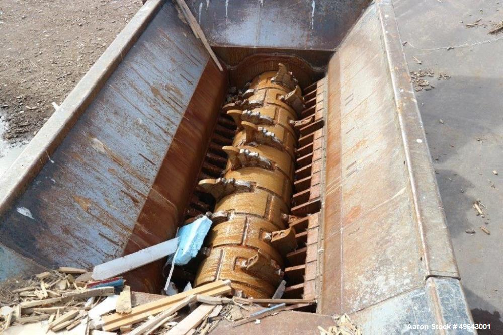 Used OBM Barracuda Single Shaft, Slow Speed Shredder. 40.4" diameter x 117" straight side (1050 mm diameter x 3000 mm st.) Side shredder rotor. 30 changeable teeth on rotor. 2 screen baskets. Rotor s...