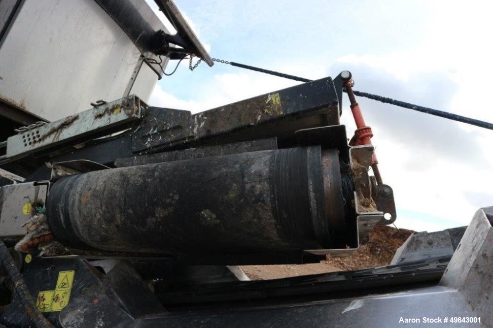 Used OBM Barracuda Single Shaft, Slow Speed Shredder. 40.4" diameter x 117" straight side (1050 mm diameter x 3000 mm st.) Side shredder rotor. 30 changeable teeth on rotor. 2 screen baskets. Rotor s...