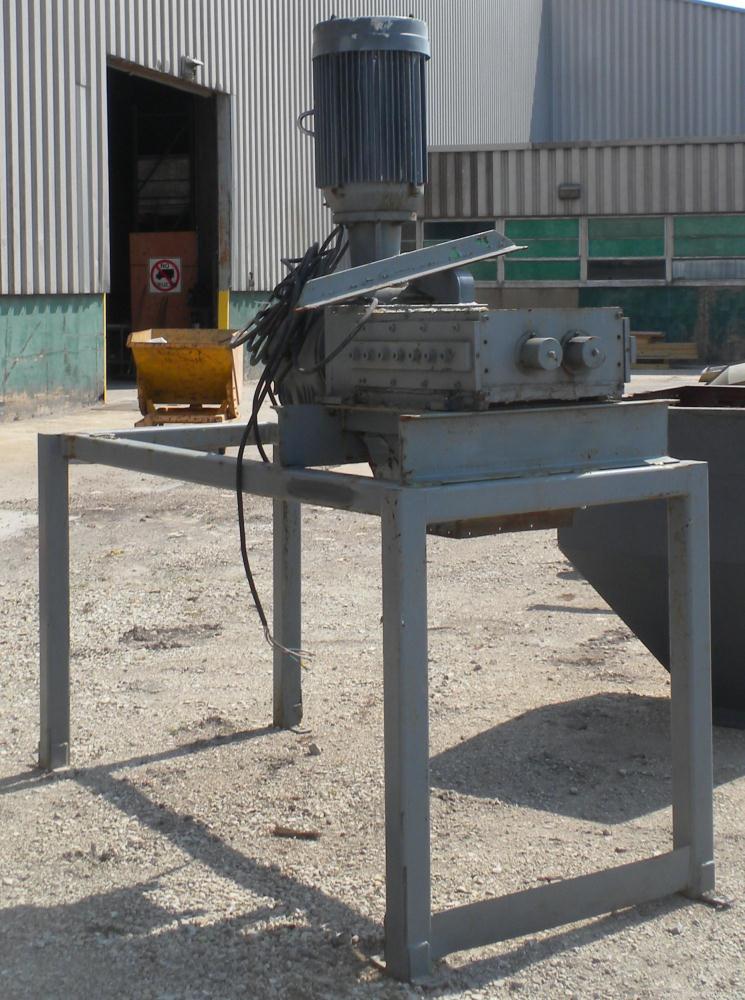 Used Carbon Steel Mitts & Merrill Twin Shaft Shredder, Model 1417