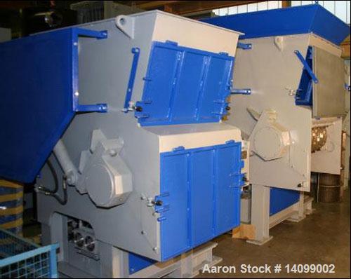 Used Unused-S & P ES 1200 Single Shaft Shredder, 81 rotary knives, 2 stationary knives. 7.5 hp/5.6 kW hydraulic ram, rotor width 47.2" (1200 mm), rotor diameter 18" (457 mm), feed opening 57.9" x 75....