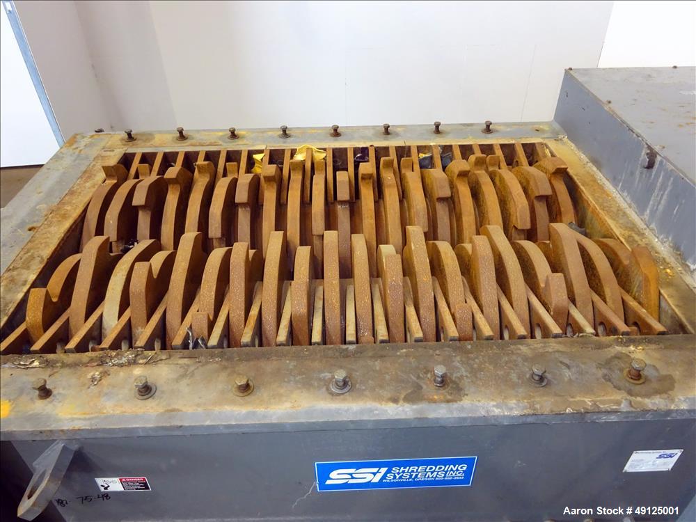 Used SSI Shredding Systems Inc. Dual-Shear Shredder, Series 50, Model 3800-H