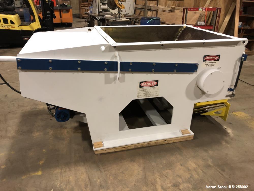 Used Vecoplan Single Shaft Shredder with Conveyor