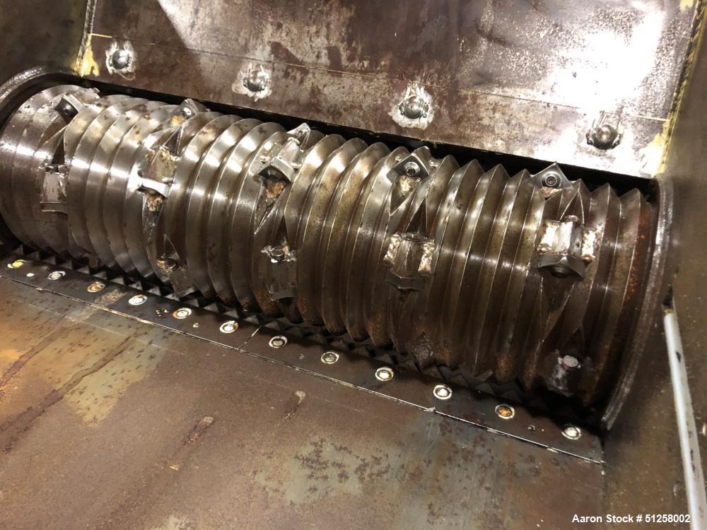 Used Vecoplan Single Shaft Shredder with Conveyor