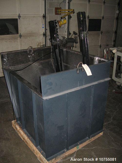Used Weima Model ECO2V Shredder.  30 Hp 460 volt motor, 10" diameter rotor with (27) 40 mm indexable crown cutters with a 12 mm overstand (cut depth) suitable for plastic and wood applications, 90 rp...