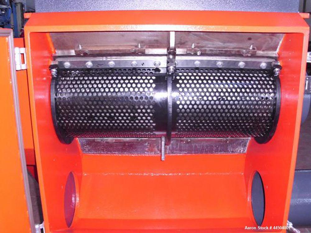 Used Weima NZ 6S Single Shaft Shredder.  Feed opening 11.8" x 31.4" (300 x 800 mm).  (10) Rotor blades.  (2) Stator knives.  Rotor diameter 11.8" (300 mm).  Motor 40 hp (30 kW), 50 Hz.