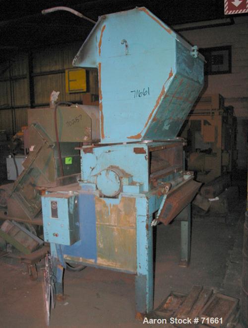 USED: Flinchbaugh grinder, model 1437. Approximate 14" diameter x 37" wide 3 bolt-on blade open rotor. Pelican style feed ho...