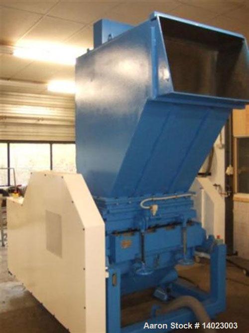 Used CMB MS-610-NC Granulator. 39" x 23" (1000 x 590 mm) hopper opening. Rotor width 39" (1000 mm) with (4) 10" (250 mm) units, diameter 22" (560 mm) in (5) rows with 2 blades each. 120 hp/90 kW moto...