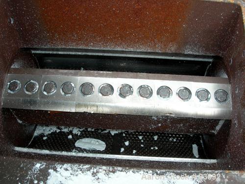 USED: Conair/Wor-Tex granulator, model JC10. 10" diameter x 15" wide. (2) Rows of 6 bolt-on blade closed rotor, 2 bed knives. Pelican style feed. Driven by a 10 hp, 3/60/230/460 volt, 1740 rpm motor....