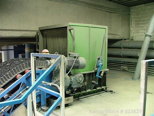USED: Dreher plastic mill, type S 60/100 SRV. Complete line consisting of (1) Dreher mill, 48 rotor knives, 17 stator knives, 19 sieves 6-10 mm, driven by a 125 hp (90 kW) motor. (1) Jost sifter SUZ ...