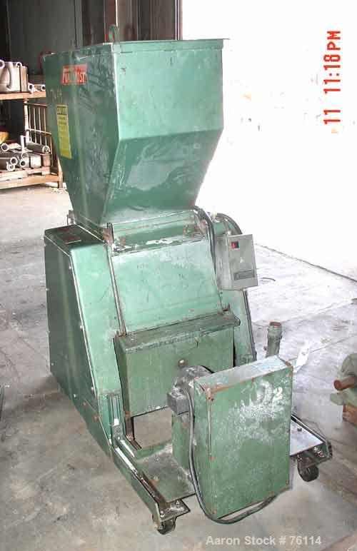 USED: Foremost model HD-6 granulator. 20 hp motor, 230/460 volt, 3/60. 14 x 18 feed throat. 2 hp blower discharge. Includes sound enclosure. Unit is mounted on casters.