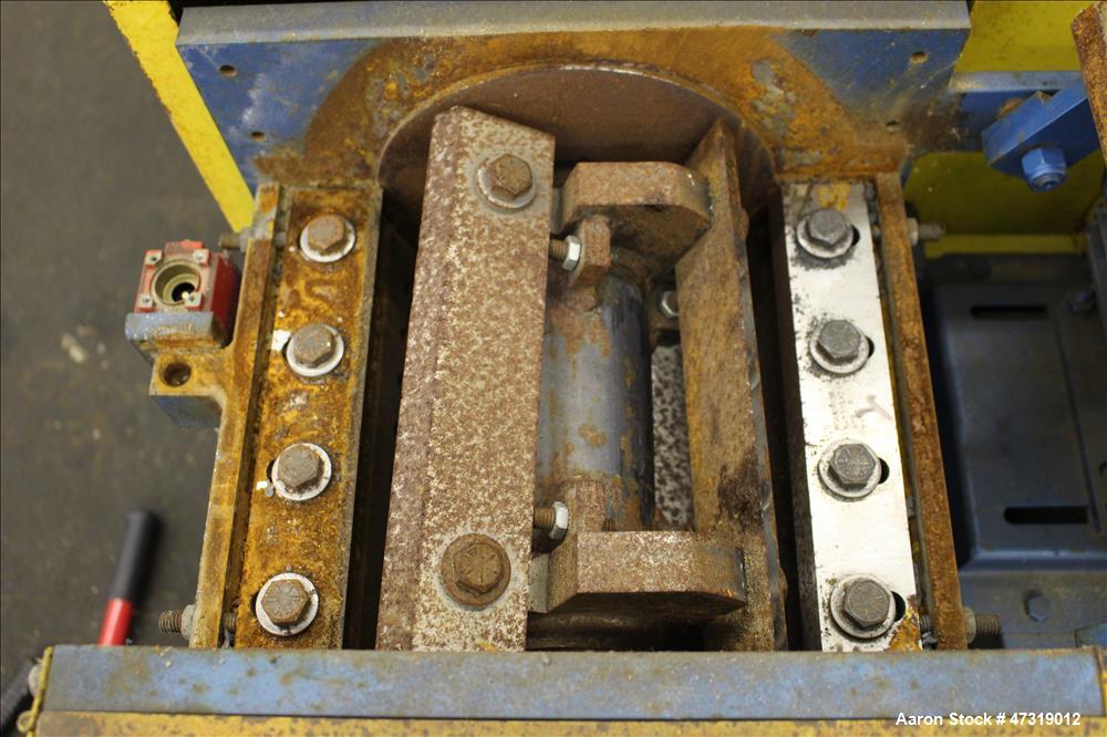 Used Foremost Hot Melt Granulator, Model HMG-1008. 10" x 8" feed throat. (4) Bolt-on blade open rotor. Inlet size 8" x 1". Driven by a 5hp, 3/60/575 volt, 1740 rpm motor. Set up for blower discharge,...