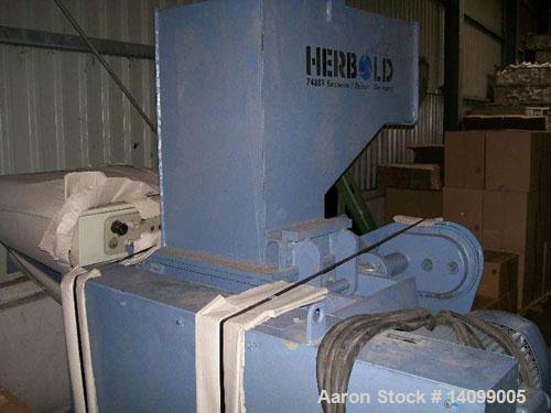 Used Neue Herbold LP 450/300 F9  Granulator suitable for profiles.  49.3 hp/37 kW, 50 hz, (9) rotor knives, (2) stator knives, rotor diameter 17.7" (450 mm), rotor width 23.2" (590 mm), feed opening ...