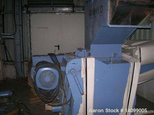 Used Neue Herbold LP 450/300 F9  Granulator suitable for profiles.  49.3 hp/37 kW, 50 hz, (9) rotor knives, (2) stator knives, rotor diameter 17.7" (450 mm), rotor width 23.2" (590 mm), feed opening ...
