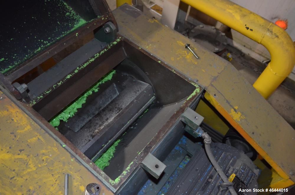 Used L-R Systems Granulator, Carbon Steel. Approximate 20" x 17" feed opening with a tilt pelican style feed hopper. (2) Bolt on blade open rotor. Driven by a 25hp, 3/60/208-230/460 volt, 1760 rpm mo...