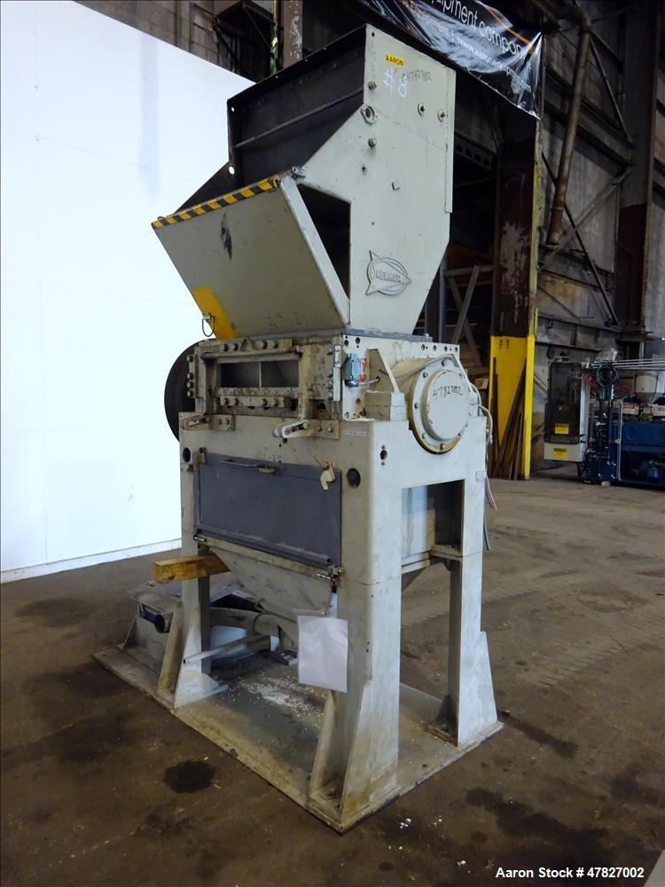Used Nelmor Grinder, Model G1436MR. Approximate 14" x 36" feed.