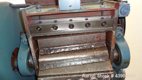 Used Nelmore Granulator, Model LP-810LS. Approximately 8” X 10” feed throat, 3 bolt-on blade closed rotor. Bolt- on pelican style feed hopper. Driven by a 3 hp, 3/60/230/460 volt, 1750 rpm gear motor...