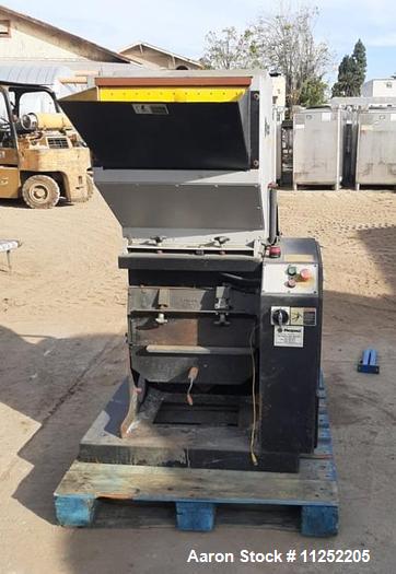 Used Rapid Model F-19 Plastic Granulator / Grinder with Feed Conveyor