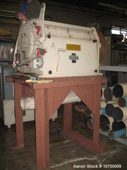 Used Condux CV50 compacting/granulation line. Primary granulator model CS500/1000-87, No 7106, SO #200126, 2001 model year, 20" x 40" feed throat, 5 knife rotor with water cooled bearings, 8 bed kniv...