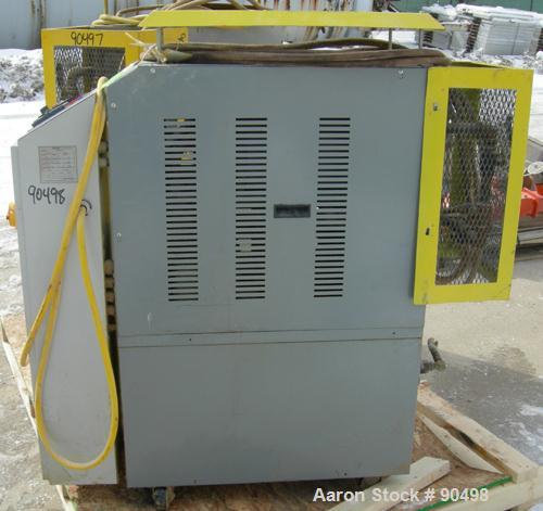 Used: Mokon hot oil temperature controller, model H54112CH. Maximum temperature 500 deg.f.. 3/60/460 volt, 12 kw, 15.1 heater amp. Mounted on casters. Built 2005