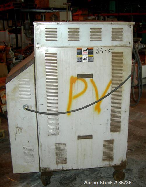 Used Sterlco Hot Oil Temperature Control Unit, Model M2B9026-J1. Single zone oil heater, 18 total kW. Temperature range to 550 deg F. 3/60/460 volt. M2B control panel. Mounted on casters.