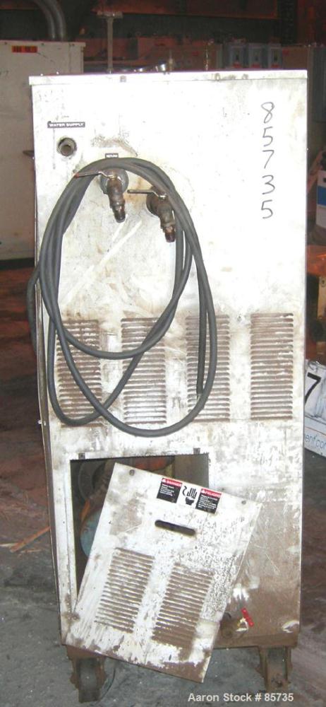 Used Sterlco Hot Oil Temperature Control Unit, Model M2B9026-J1. Single zone oil heater, 18 total kW. Temperature range to 550 deg F. 3/60/460 volt. M2B control panel. Mounted on casters.