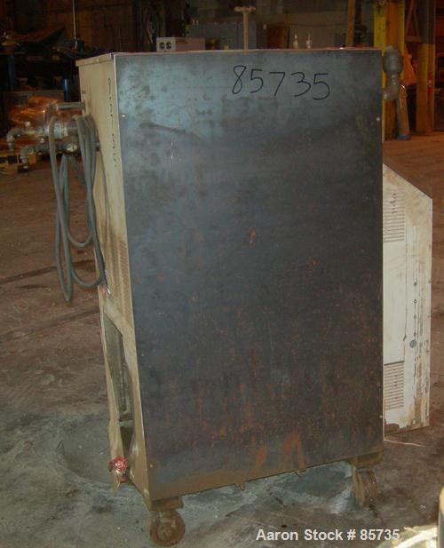 Used Sterlco Hot Oil Temperature Control Unit, Model M2B9026-J1. Single zone oil heater, 18 total kW. Temperature range to 550 deg F. 3/60/460 volt. M2B control panel. Mounted on casters.