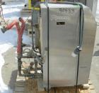 Used: Advantage hot oil temperature controller, model RK4-2460HC-41D3. Maximum temperature 400 deg.f.. 3/60/460 volt,approx 24 kw, 35 amp. Mounted on casters.Built 2001.