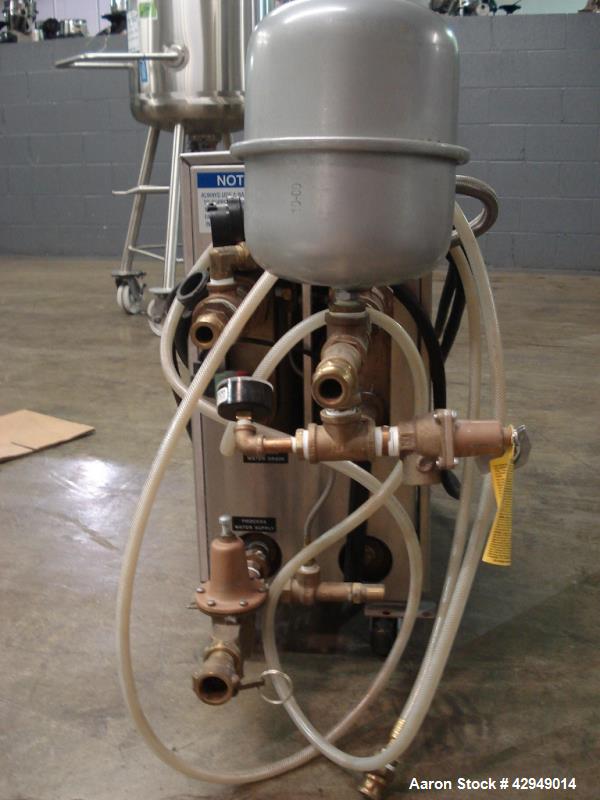 Used Sterlco water heater, model M2B2010-CX, 12 kw, single zone, 460 volt with pump, serial# 31F9460. NOTE PRICE INCLUDES A 15% BUYERS PREMIUM.