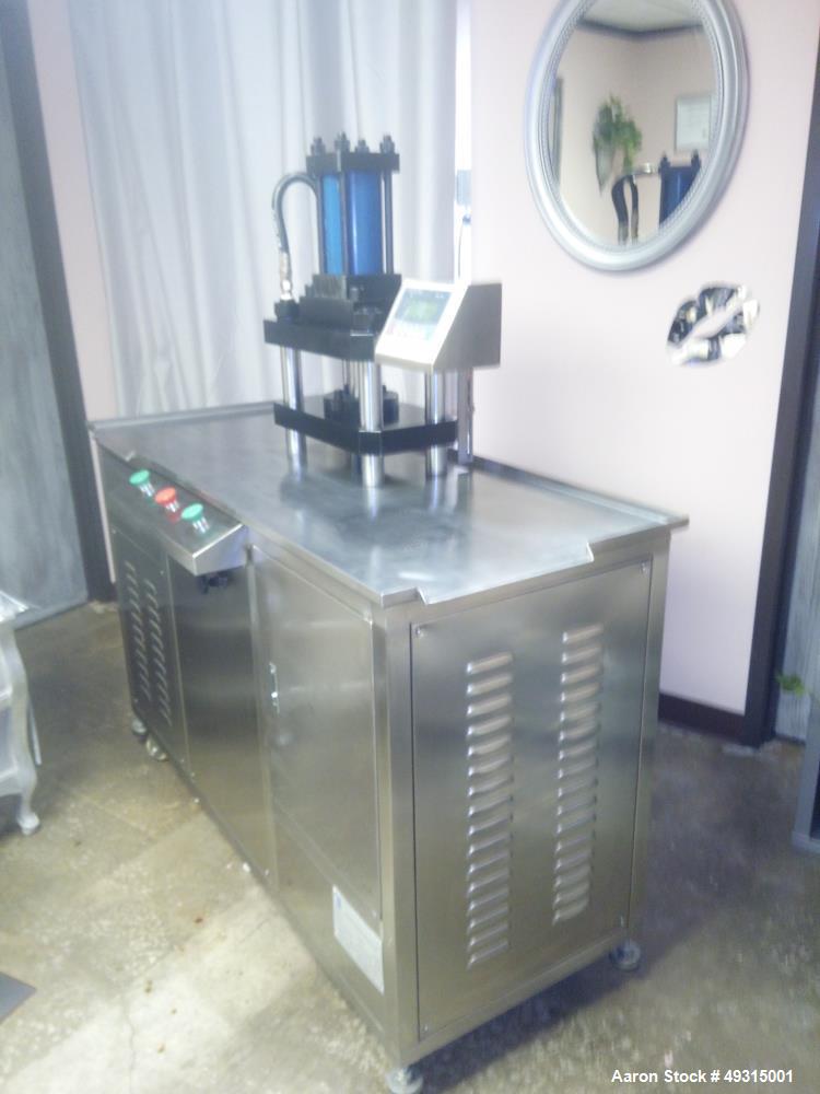 Used Gieni Powder Compacting Machine, Model JTC.