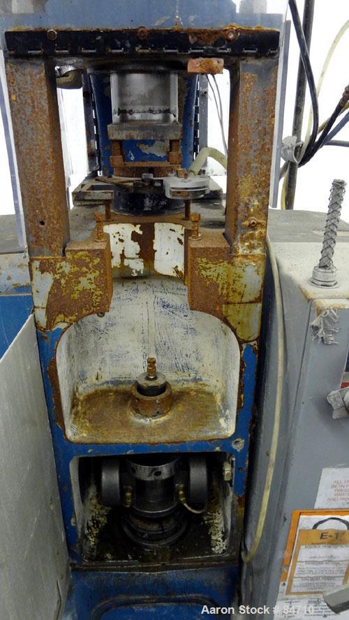 Used Pentronix 3 Mode Compacting Press, 6 Tons, Model Multipak 602. Minimum 20 strokes per minute, maximum 120 strokes per minute. Maximum part thickness 0.520", diameter 1.250". 80 psi air requireme...