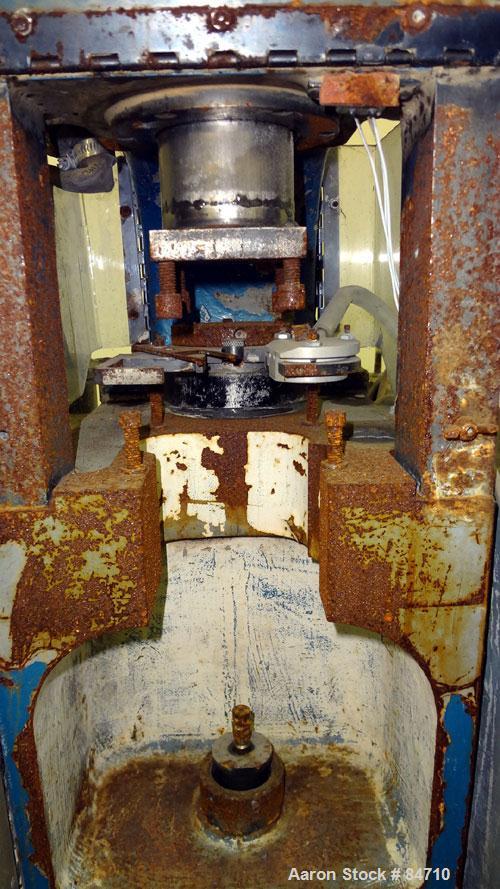 Used Pentronix 3 Mode Compacting Press, 6 Tons, Model Multipak 602. Minimum 20 strokes per minute, maximum 120 strokes per minute. Maximum part thickness 0.520", diameter 1.250". 80 psi air requireme...